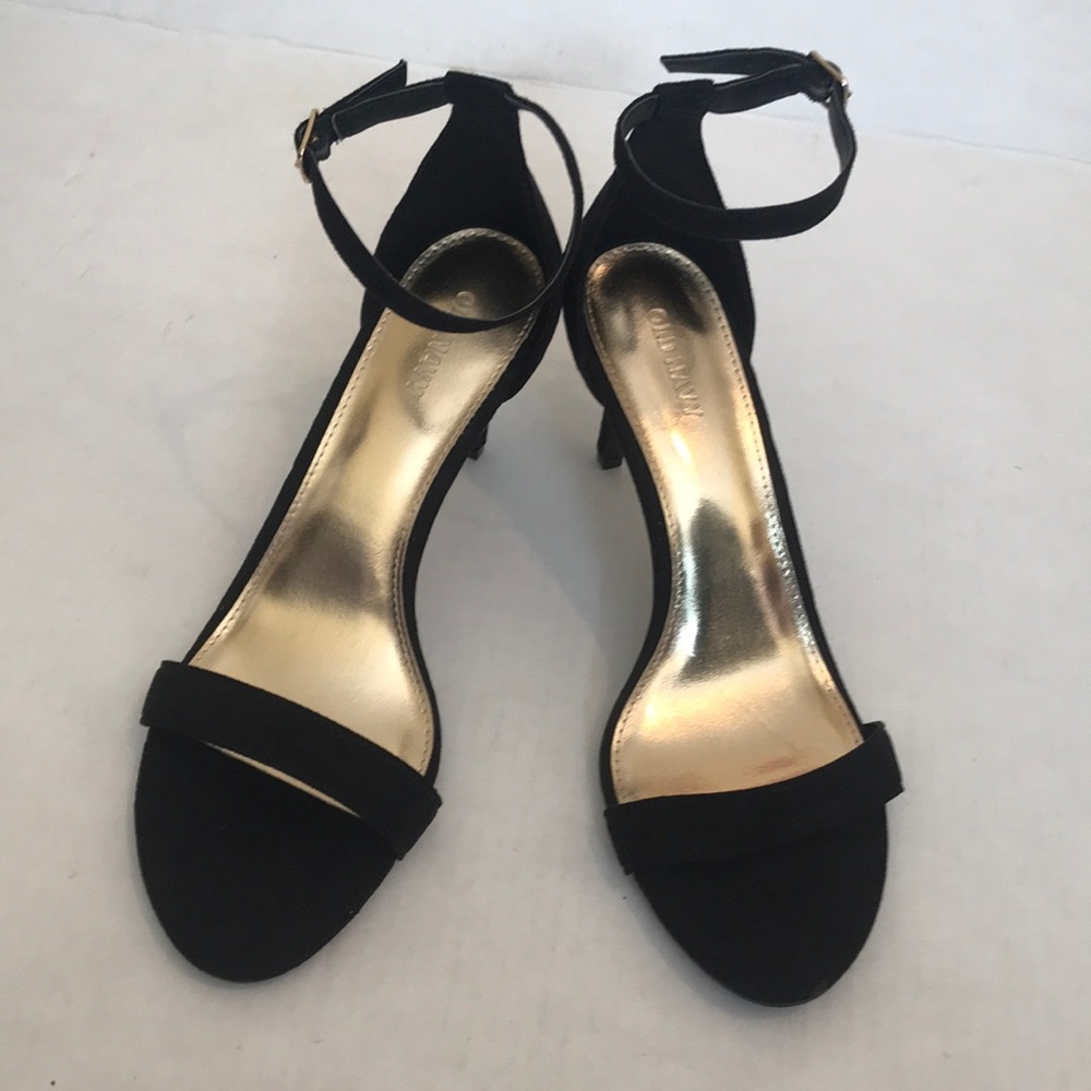 📛5/$25 Black heels open toe sz 8 stilettos nwot
